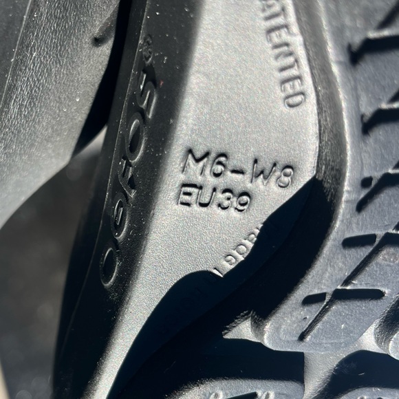 OOFOS OOcloog - Picture 4 of 4